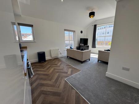 2 bedroom Apartment to let in Catherine Street, Town Centre, Swindon, SN1