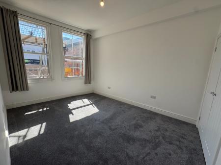 2 bedroom Apartment to let in Catherine Street, Town Centre, Swindon, SN1