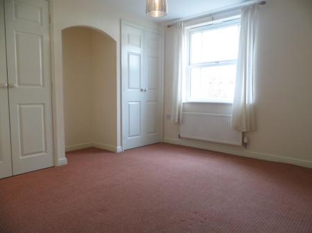 2 bedroom Flat to let in Herschel Close, Oakhurst, Swindon, SN25