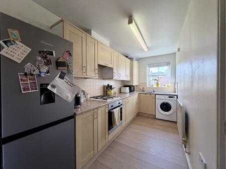 2 bedroom Flat for sale in Pioneer Road, Oakhurst, Swindon, SN25