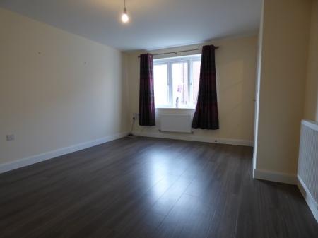 3 bedroom End of terrace house to let in Culverhouse Road, Swindon, SN1