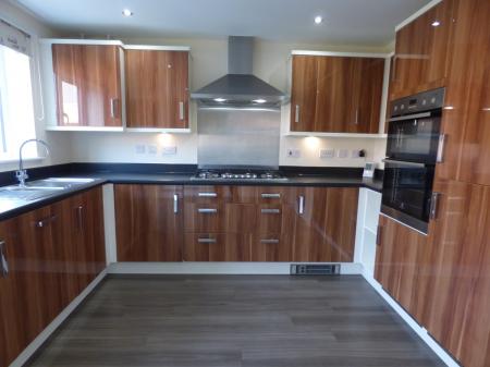3 bedroom End of terrace house to let in Culverhouse Road, Swindon, SN1
