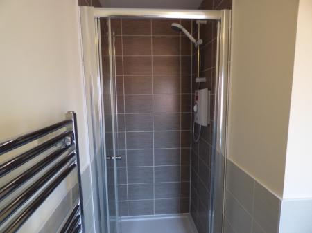 3 bedroom End of terrace house to let in Culverhouse Road, Swindon, SN1