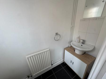 3 bedroom Semi-detached house to let in Pheasant Close, Covingham, Swindon, SN3
