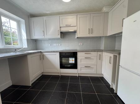 3 bedroom Semi-detached house to let in Pheasant Close, Covingham, Swindon, SN3