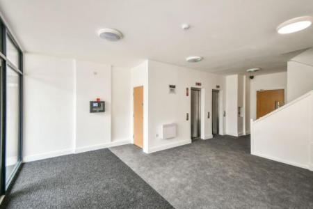 1 bedroom Flat to let in 19 Fleming Way, Town Centre, Swindon, SN1