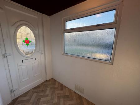 3 bedroom Semi-detached house to let in Welcombe Avenue, Swindon, SN3
