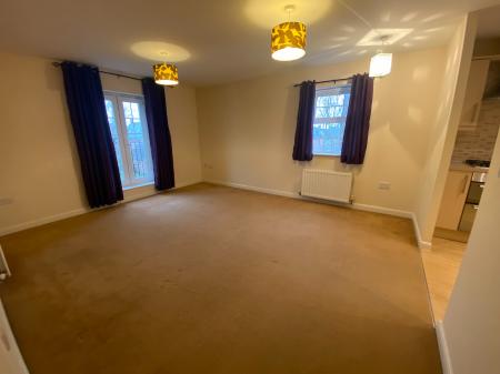 2 bedroom Flat to let in Rigel Close, The Oaks, Swindon, SN25