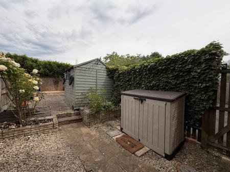 2 bedroom Semi-detached house for sale in Harvester Close, Swindon, SN5
