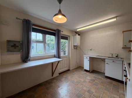2 bedroom Semi-detached house for sale in Harvester Close, Swindon, SN5