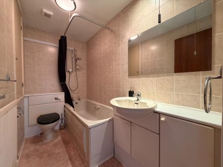 2 bedroom Semi-detached house for sale in Harvester Close, Swindon, SN5