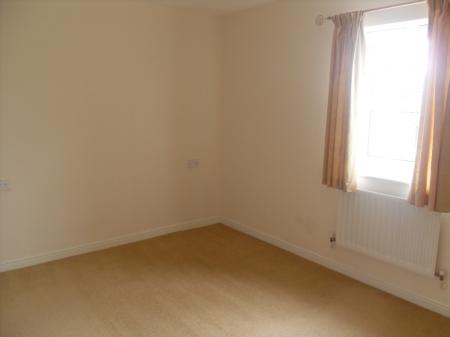 2 bedroom Flat to let in Lynmouth Road, Penzance Drive, Churchward, Swindon, SN2