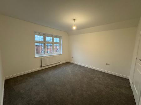 3 bedroom Detached house to let in Clouds Row, Badbury Park, Swindon, SN3