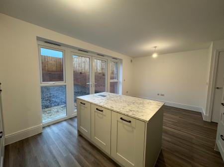 3 bedroom Detached house to let in Clouds Row, Badbury Park, Swindon, SN3