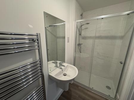 3 bedroom Detached house to let in Clouds Row, Badbury Park, Swindon, SN3