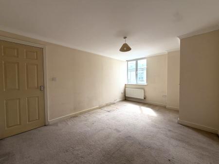 1 bedroom Apartment for sale in Empire Court, Clarence Street, Swindon, SN1