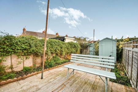 2 bedroom Terraced House to let in Dean Street, Central, Swindon, SN1