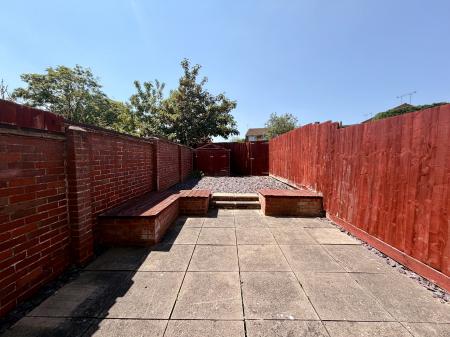 2 bedroom Terraced House for sale in Thornford Drive, Swindon, SN5