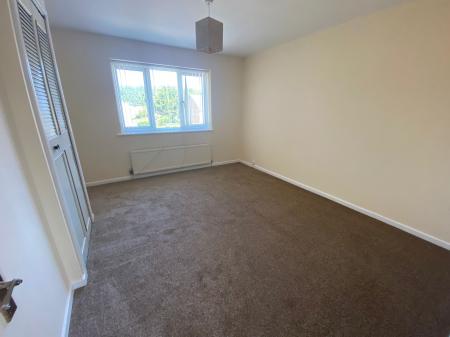 2 bedroom Terraced House to let in Boydell Close, Shaw, Swindon, SN5