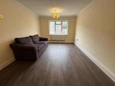 3 bedroom Terraced House to let in Warneford Close, Toothill, Swindon, SN5