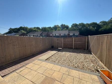3 bedroom Terraced House to let in Warneford Close, Toothill, Swindon, SN5