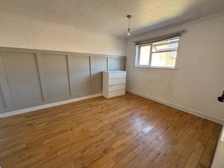 3 bedroom Terraced House to let in Warneford Close, Toothill, Swindon, SN5