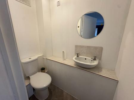 3 bedroom Terraced House to let in Warneford Close, Toothill, Swindon, SN5