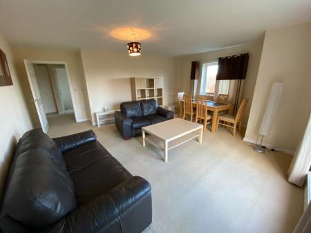 2 bedroom Flat to let in Florey Court, Okus Road, Old Town, Swindon, SN1