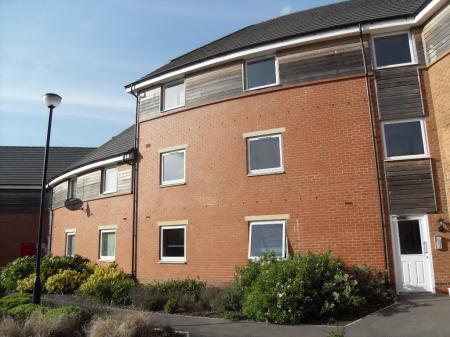 2 bedroom Flat to let in Florey Court, Okus Road, Old Town, Swindon, SN1