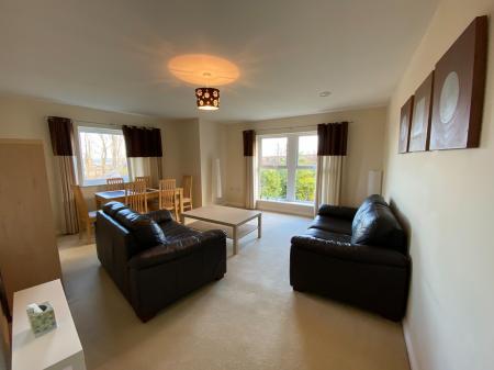2 bedroom Flat to let in Florey Court, Okus Road, Old Town, Swindon, SN1