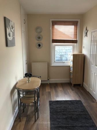 1 bedroom House share to let in Clifton Street, Old Town, Swindon, SN1