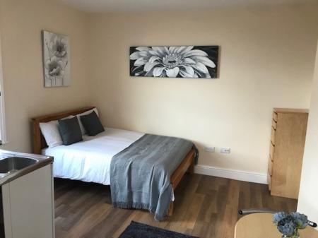 1 bedroom House share to let in Clifton Street, Old Town, Swindon, SN1