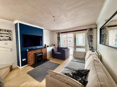 2 bedroom Semi-detached house for sale in Mildmay Close, Grange Park, Swindon, SN5