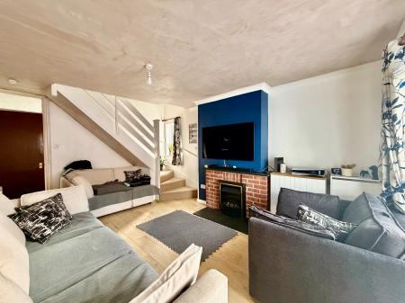 2 bedroom Semi-detached house for sale in Mildmay Close, Grange Park, Swindon, SN5
