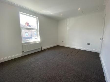 2 bedroom Terraced House to let in Omdurman Street, Swindon, SN2