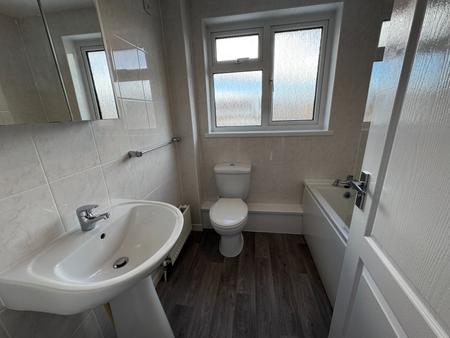 2 bedroom Terraced House to let in Sedgebrook, Liden, Swindon, SN3