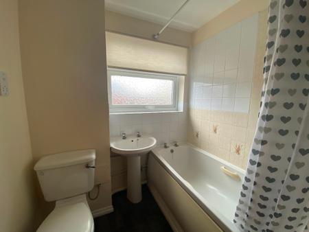 1 bedroom Flat to let in Marney Road, Grange Park, Swindon, SN5