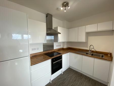 1 bedroom Flat to let in Farnsby Street, Central, Swindon, SN1