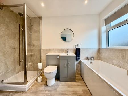 2 bedroom Semi-detached bungalow to let in Swallowdale, Covingham, Swindon, SN3