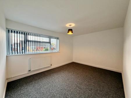 2 bedroom Semi-detached bungalow to let in Swallowdale, Covingham, Swindon, SN3