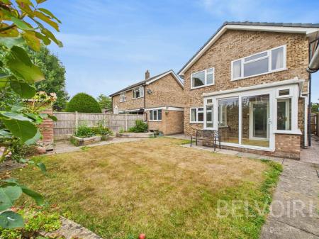 4 bedroom Detached house for sale in Beech Close, Hanwood, Shrewsbury, SY5