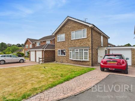 4 bedroom Detached house for sale in Beech Close, Hanwood, Shrewsbury, SY5