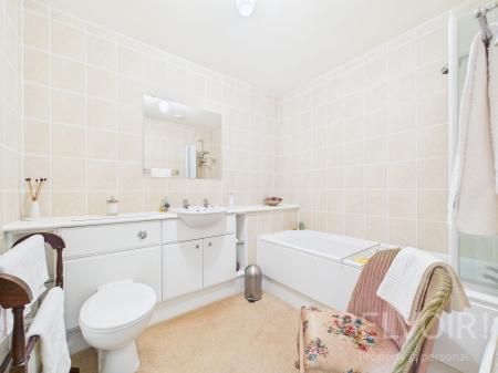 3 bedroom Town house for sale in Benbow Quay, Shrewsbury, SY1