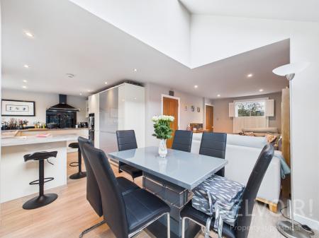 3 bedroom Detached house for sale in Bynner Street, Belle Vue, Shrewsbury, SY3