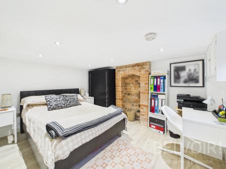 3 bedroom Detached house for sale in Bynner Street, Belle Vue, Shrewsbury, SY3