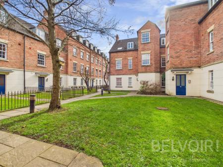 2 bedroom Flat for sale in Chester Street, Coton Hill, Shrewsbury, SY1