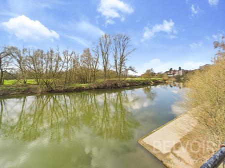 2 bedroom Flat for sale in Chester Street, Coton Hill, Shrewsbury, SY1