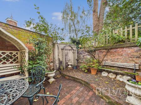 3 bedroom Town house for sale in Claremont Hill, Town Centre, Shrewsbury, SY1