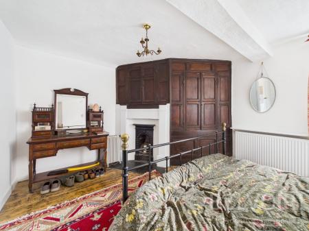 3 bedroom Town house for sale in Claremont Hill, Town Centre, Shrewsbury, SY1