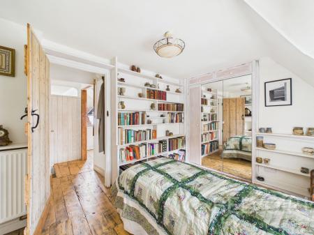 3 bedroom Town house for sale in Claremont Hill, Town Centre, Shrewsbury, SY1